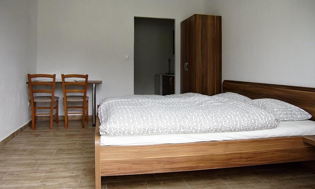 Apartmany Pod Landstejnem Stare Mesto  客房 照片